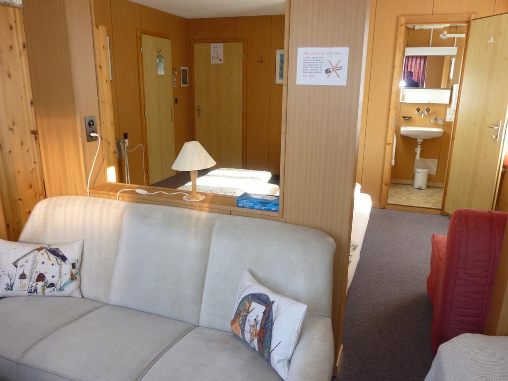 دافوس Hotel Elli الغرفة الصورة